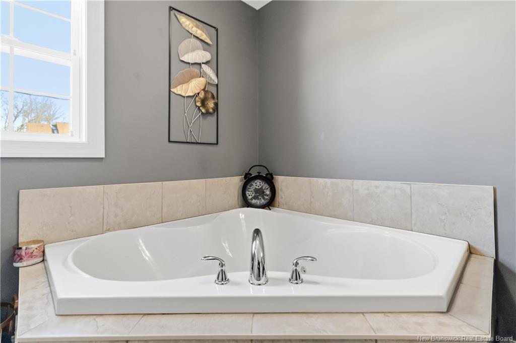 19 Des Érables St, Dieppe, NB