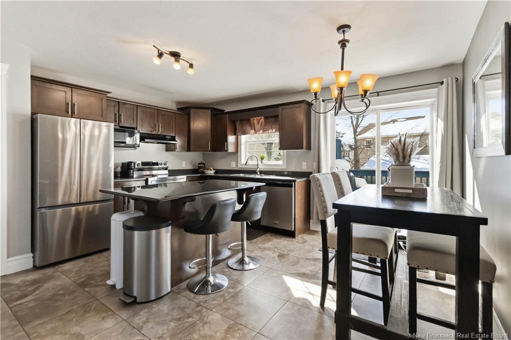 19 Des Érables St, Dieppe, NB