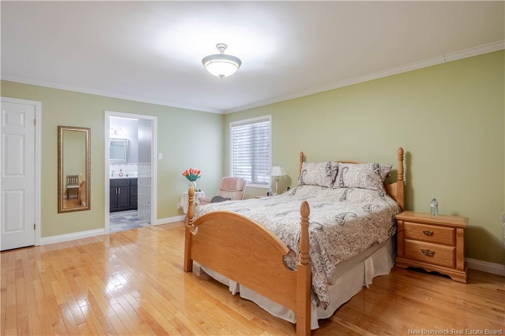 32 Barbara Crt, Fredericton, NB