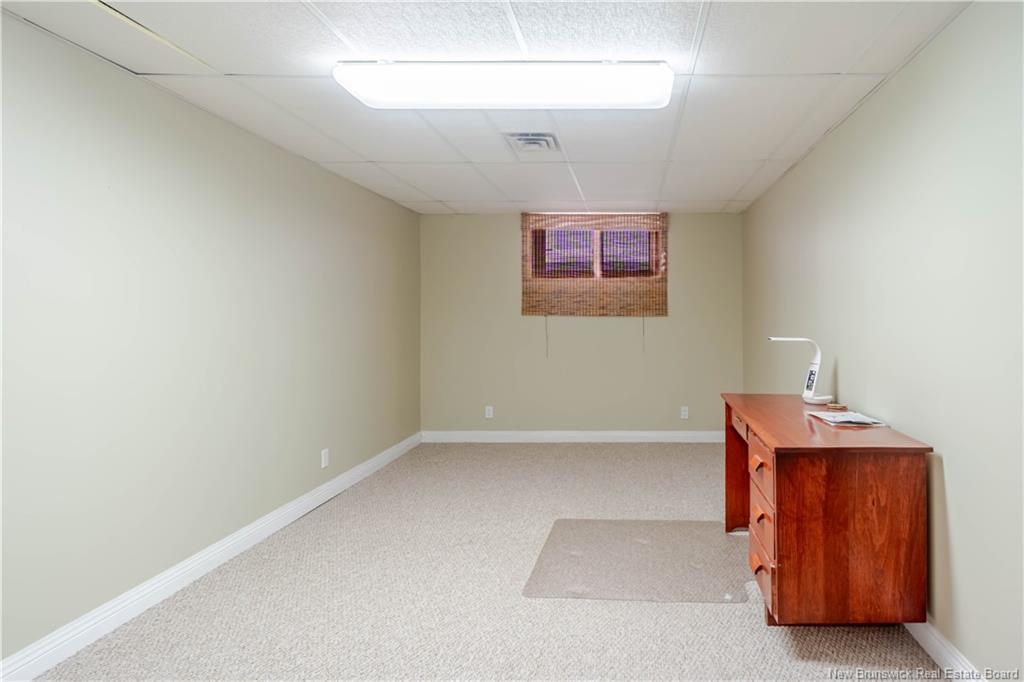 32 Barbara Crt, Fredericton, NB