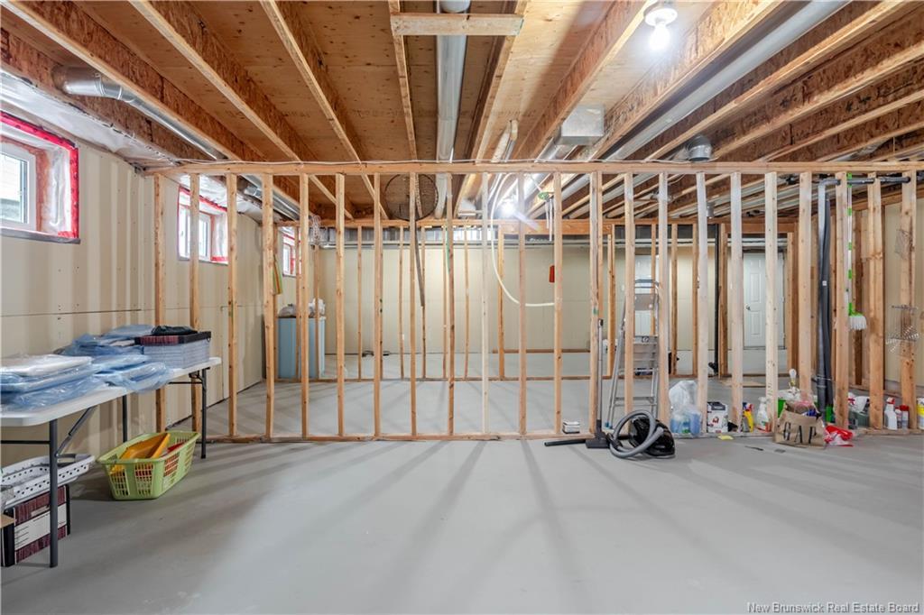 32 Barbara Crt, Fredericton, NB