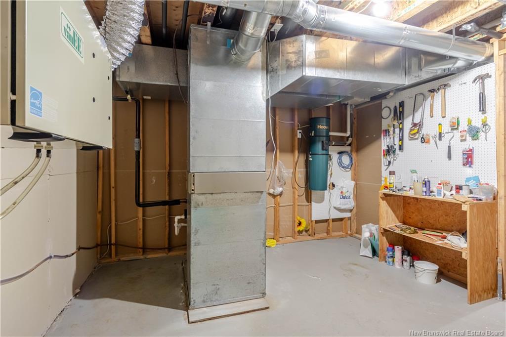 32 Barbara Crt, Fredericton, NB