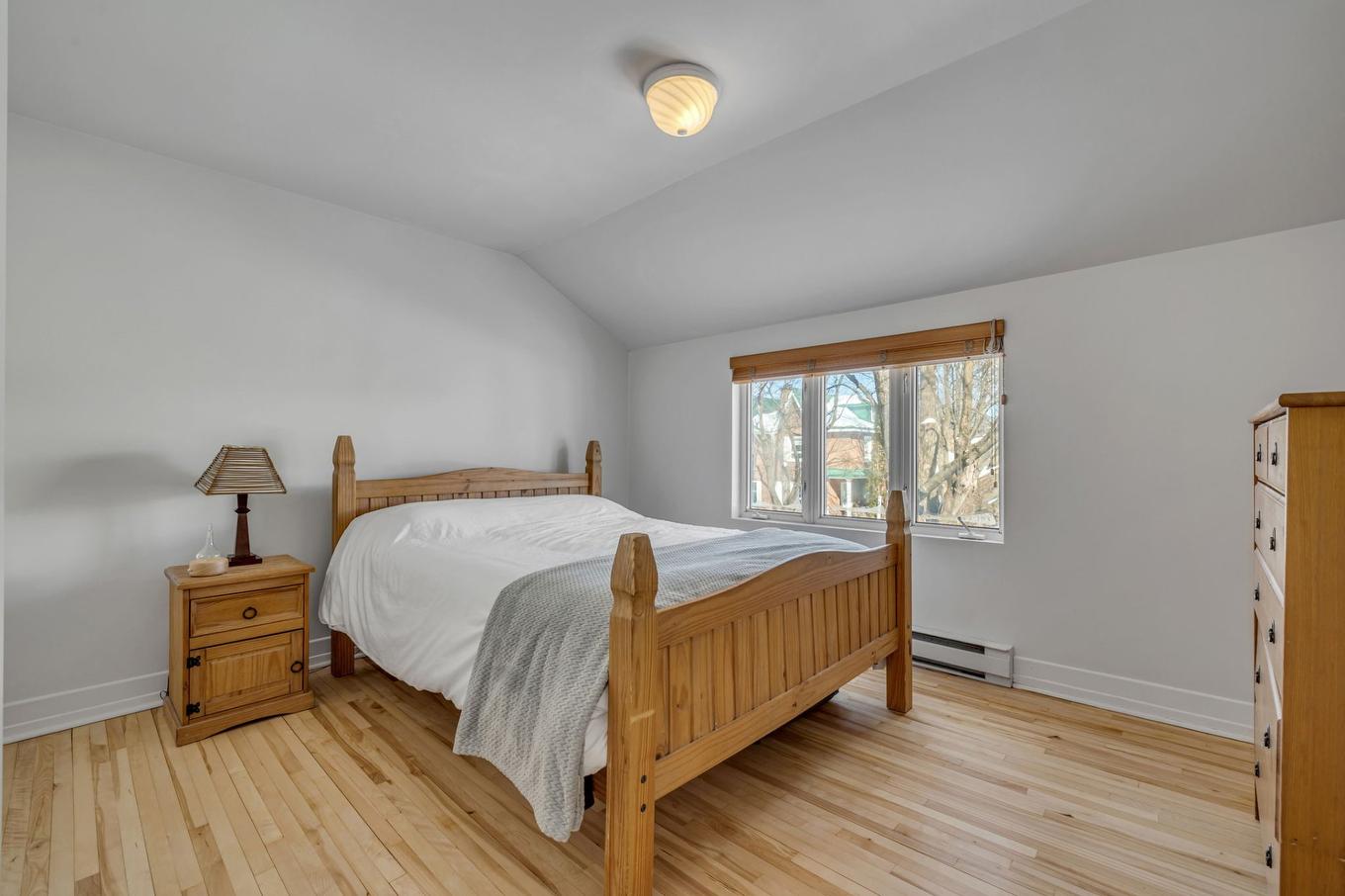 Chambre à coucher principale - 1115 Av. De Montigny, Québec (Sainte-Foy/Sillery/Cap-Rouge), QC - Indoor Photo Showing Bedroom
