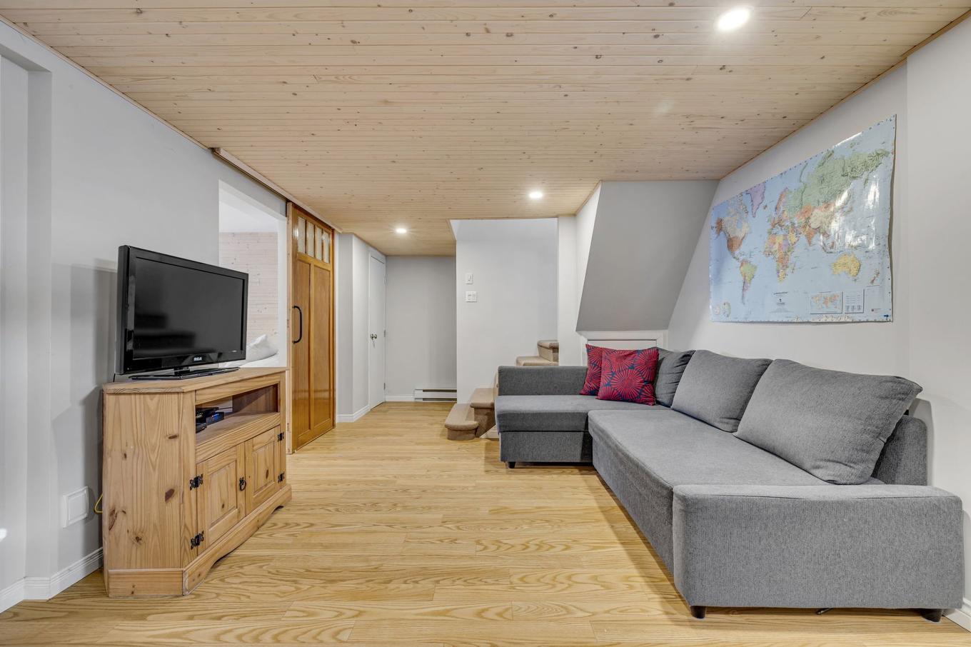 Salle familiale - 1115 Av. De Montigny, Québec (Sainte-Foy/Sillery/Cap-Rouge), QC - Indoor Photo Showing Living Room