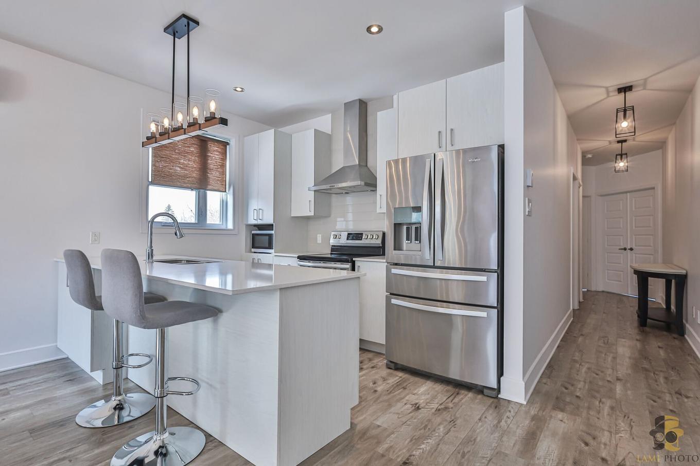 Kitchen - 3-116 Rue Bruno-Dion, Blainville, QC - Indoor Photo Showing Kitchen With Upgraded Kitchen