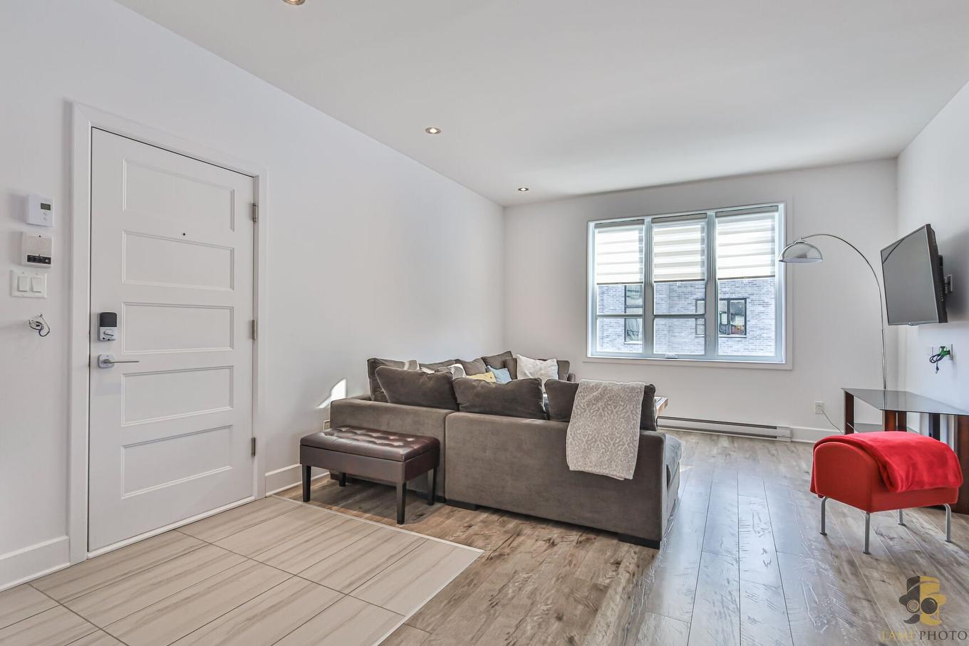 Hall - 3-116 Rue Bruno-Dion, Blainville, QC - Indoor Photo Showing Living Room