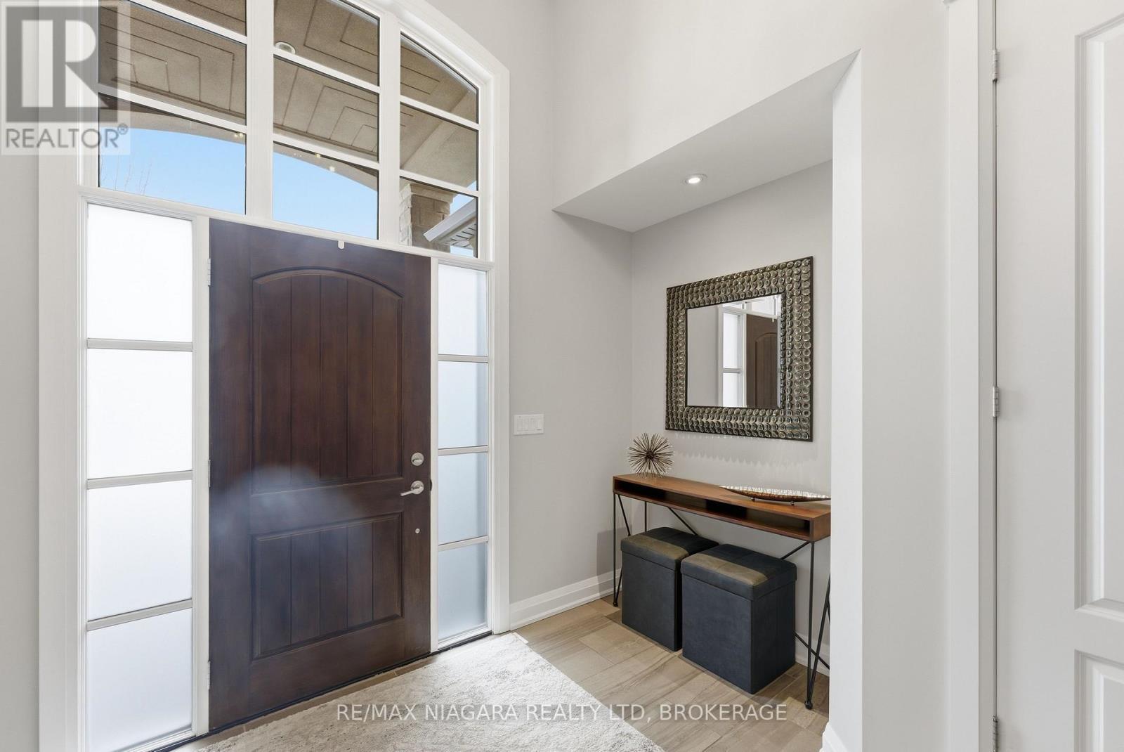 34 Angels Drive, Niagara-On-The-Lake (St. Davids), ON - Indoor Photo Showing Other Room