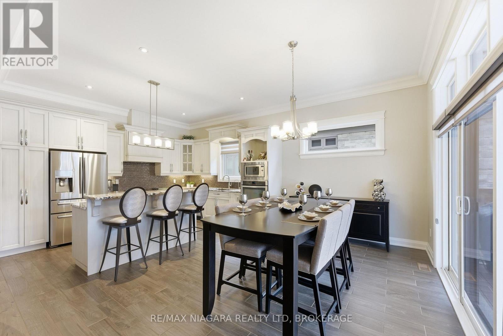 34 Angels Drive, Niagara-On-The-Lake (St. Davids), ON - Indoor Photo Showing Other Room