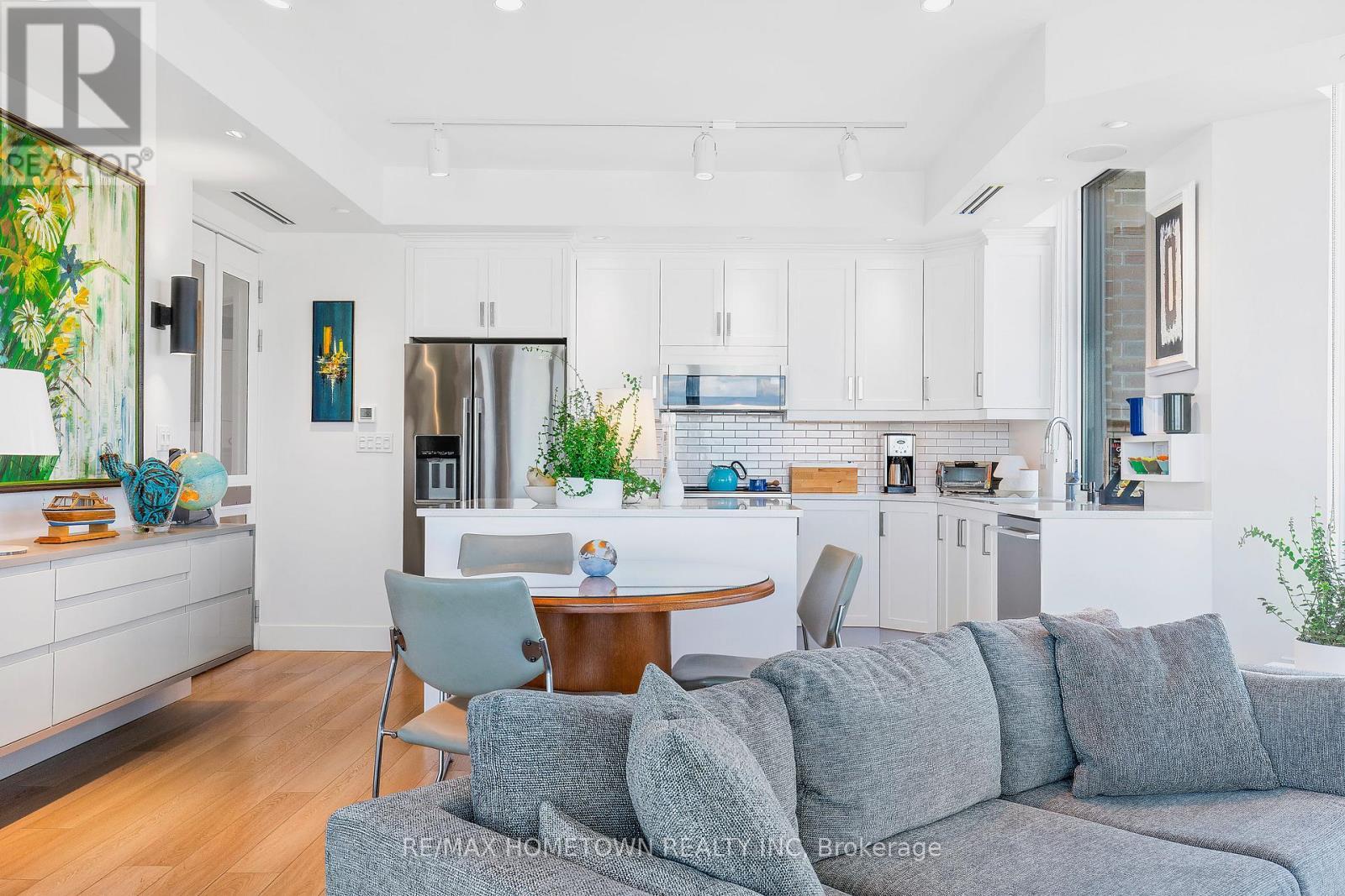 1205 - 15 St Andrew Street, Brockville, ON - Indoor