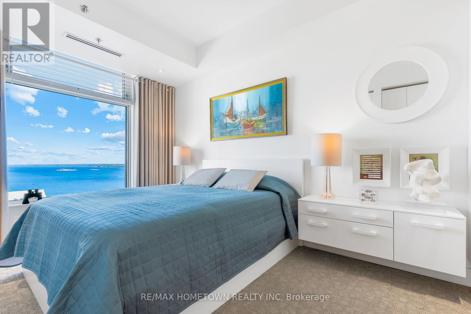 1205 - 15 St Andrew Street, Brockville, ON - Indoor Photo Showing Bedroom