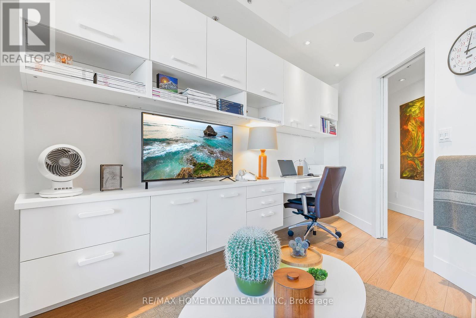 1205 - 15 St Andrew Street, Brockville, ON - Indoor