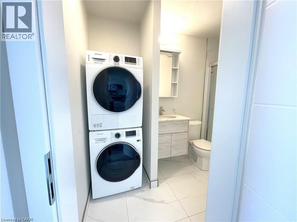 60 Frederick Street Unit# 2805, Kitchener, ON - Indoor Photo Showing Laundry Room