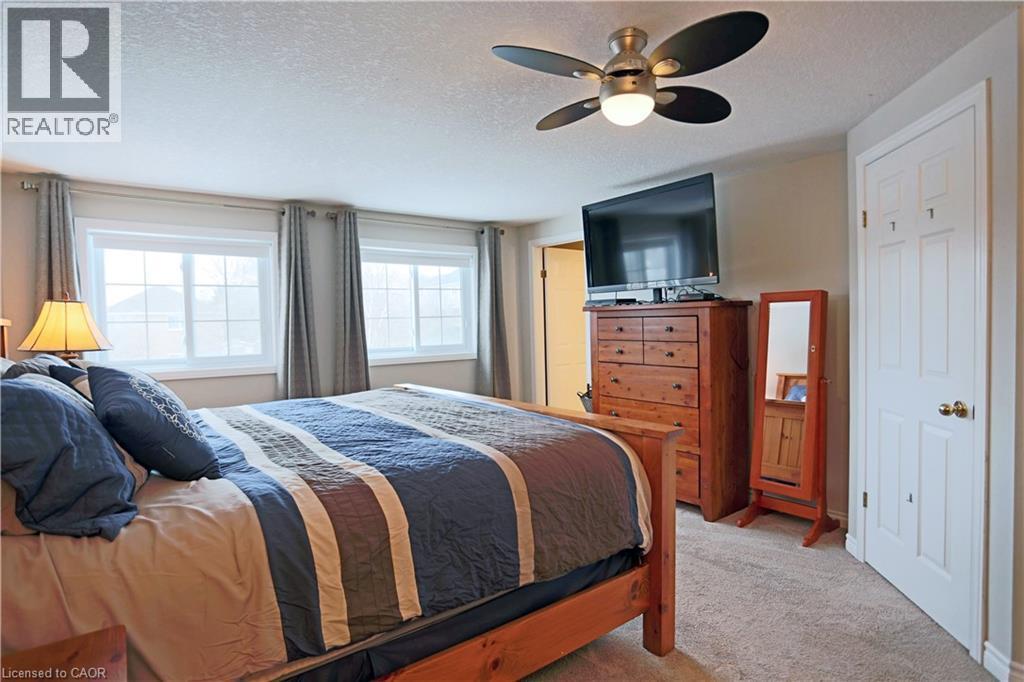 7 Gibb Street, Cambridge, ON - Indoor Photo Showing Bedroom