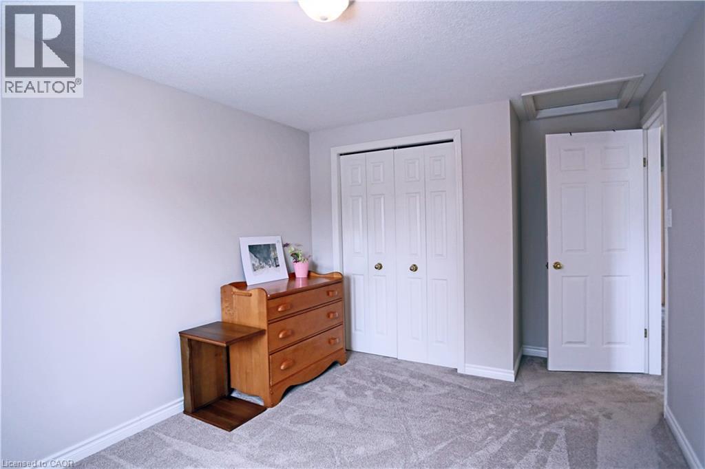 7 Gibb Street, Cambridge, ON - Indoor Photo Showing Bedroom