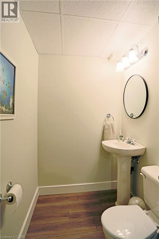7 Gibb Street, Cambridge, ON - Indoor Photo Showing Bathroom