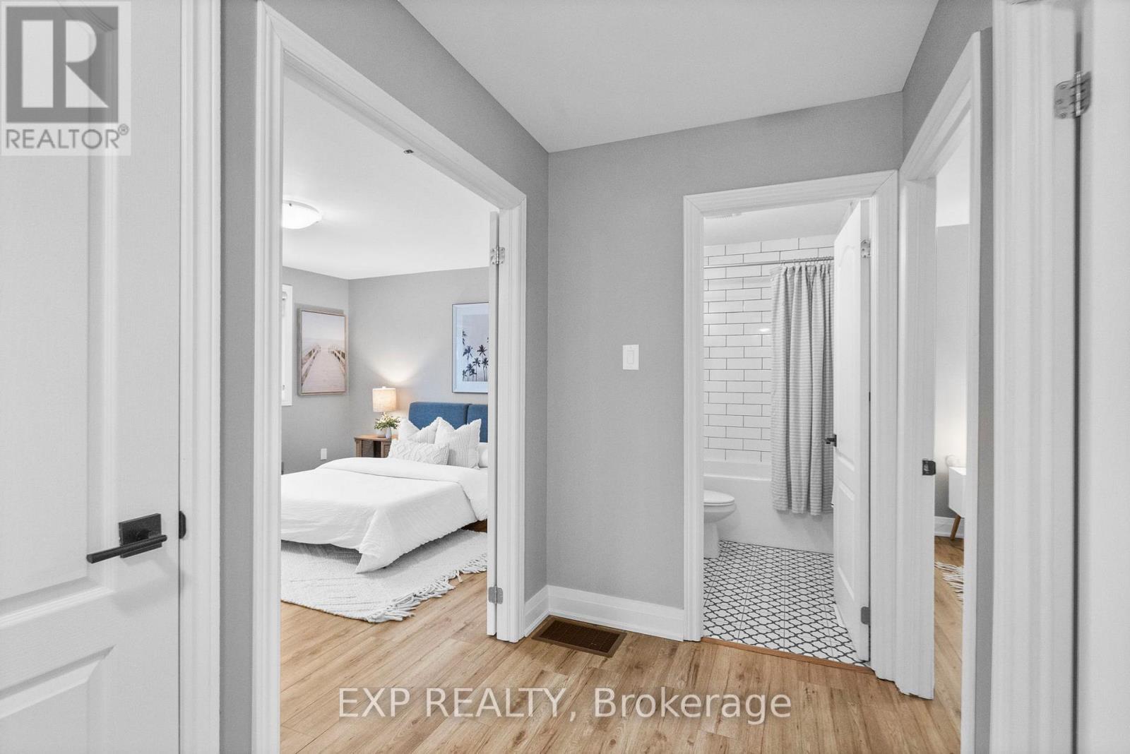 641 Woodward Avenue, Milton, ON - Indoor Photo Showing Bedroom