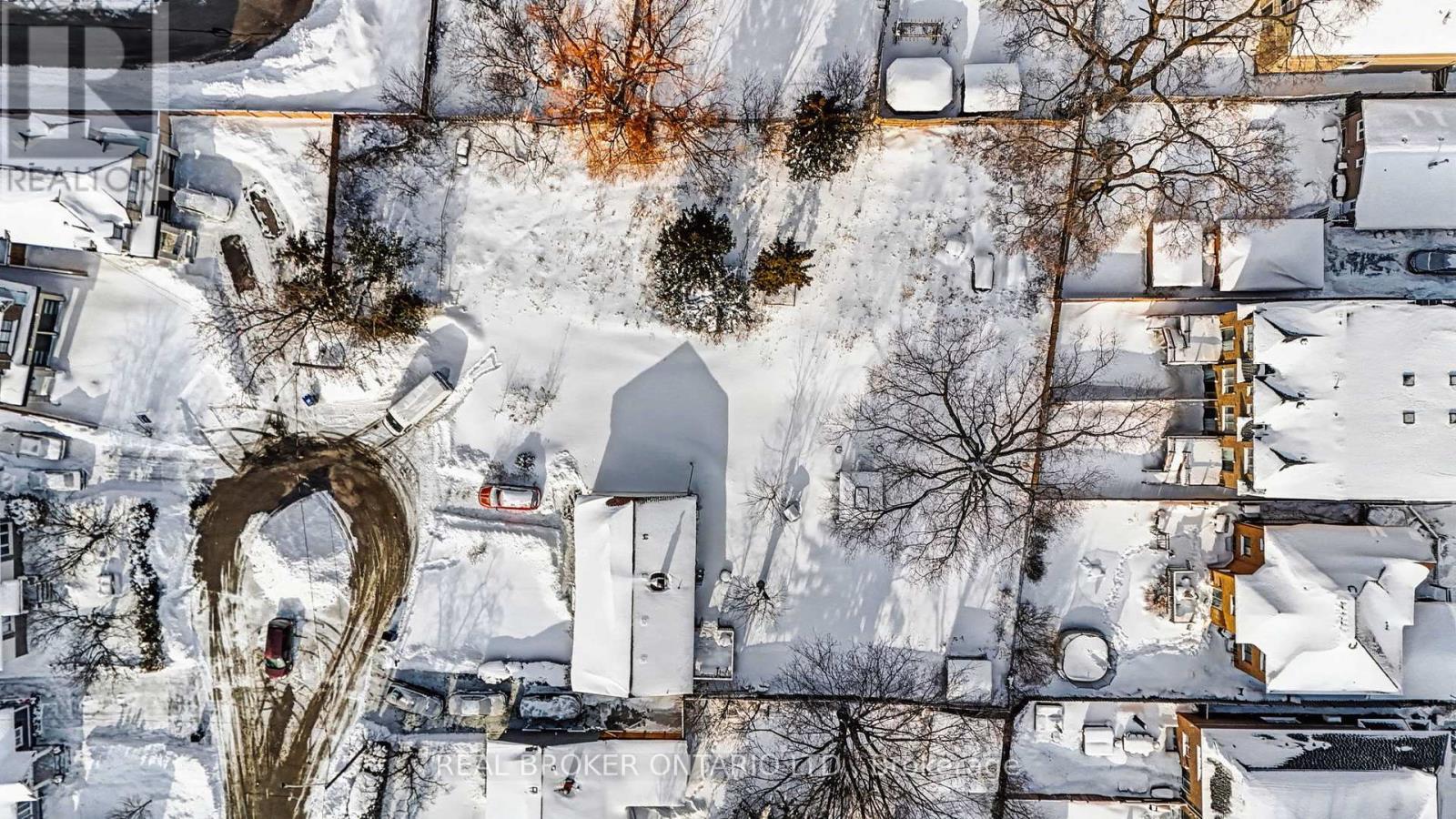 1069 Roosevelt Road, Mississauga, ON - Outdoor With View