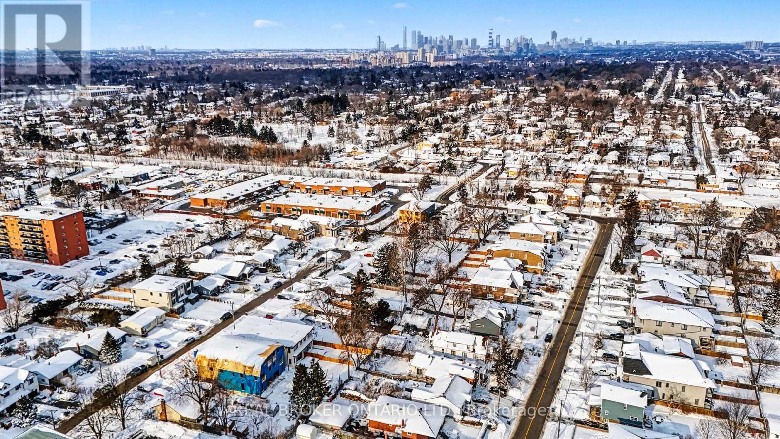 1069 Roosevelt Road, Mississauga, ON - Outdoor With View