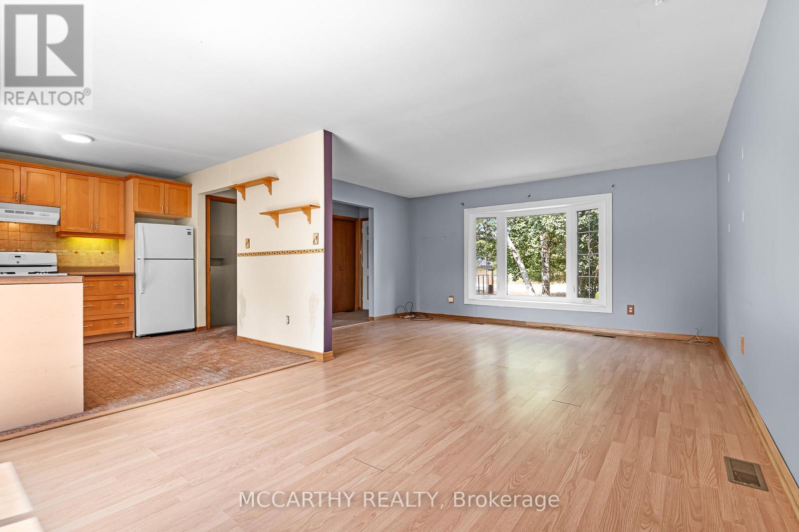 380 Main Street W, Southgate, ON - Indoor Photo Showing Kitchen