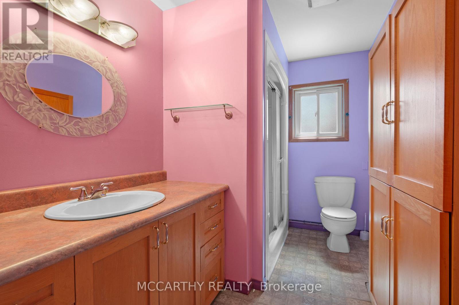 380 Main Street W, Southgate, ON - Indoor Photo Showing Bathroom