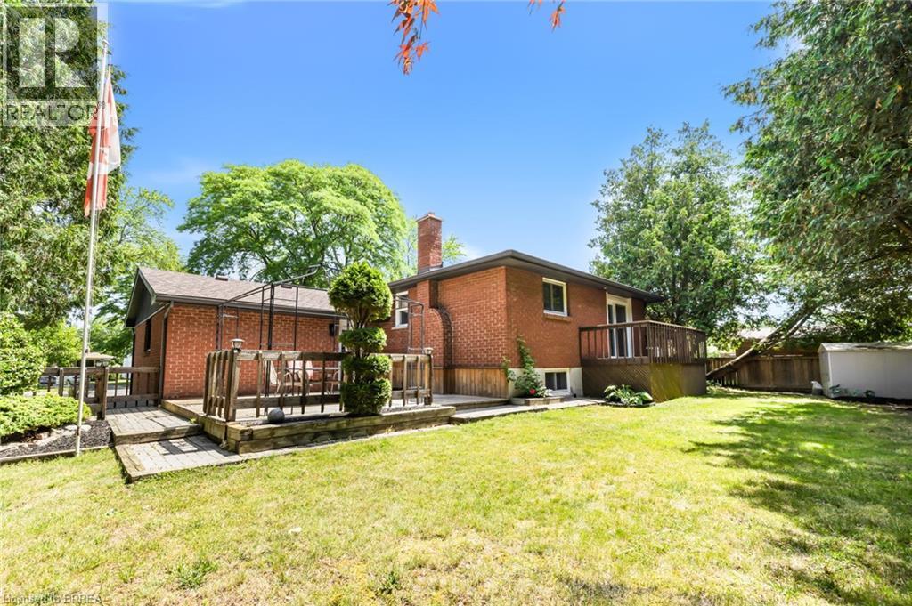 9 Ventnor Court, Brantford, ON - Outdoor With Deck Patio Veranda With Exterior