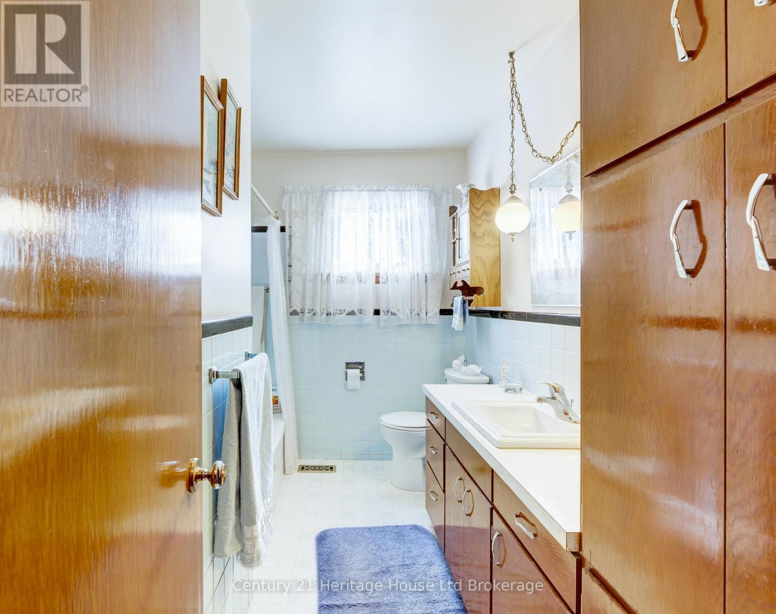 584452 Beachville Road, South-West Oxford (Beachville), ON - Indoor Photo Showing Bathroom