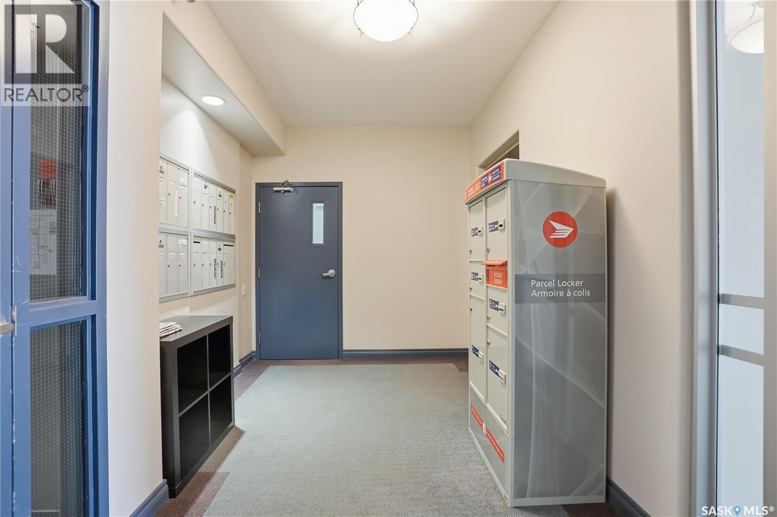 202 311 Clarence Avenue S, Saskatoon, SK - Indoor Photo Showing Other Room