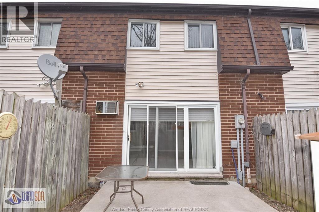 6278 Thornberry Crescent Unit# 501, Windsor, ON - Outdoor With Deck Patio Veranda With Exterior