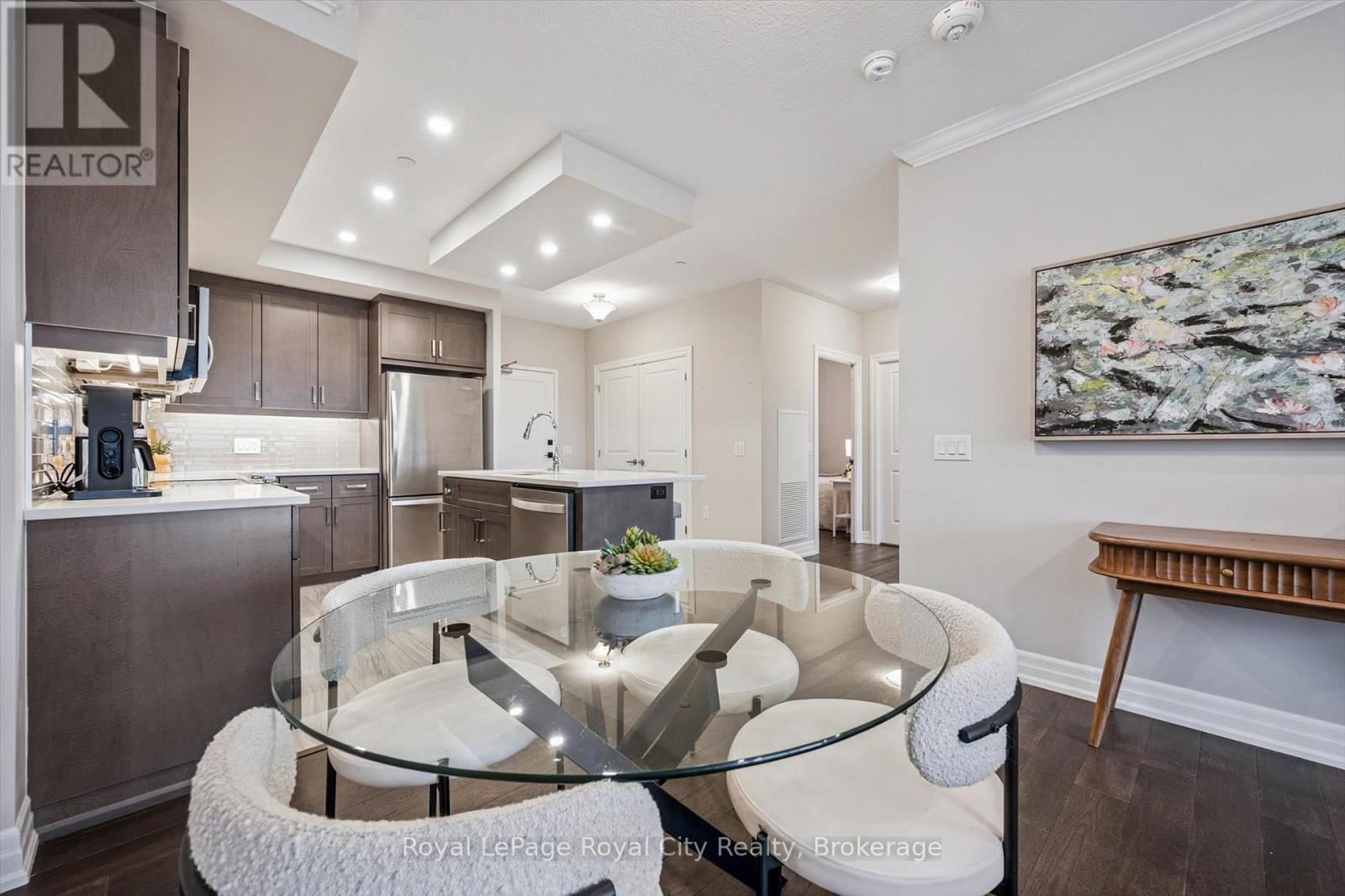 809 - 1880 Gordon Street, Guelph (Pineridge/Westminster Woods), ON - Indoor