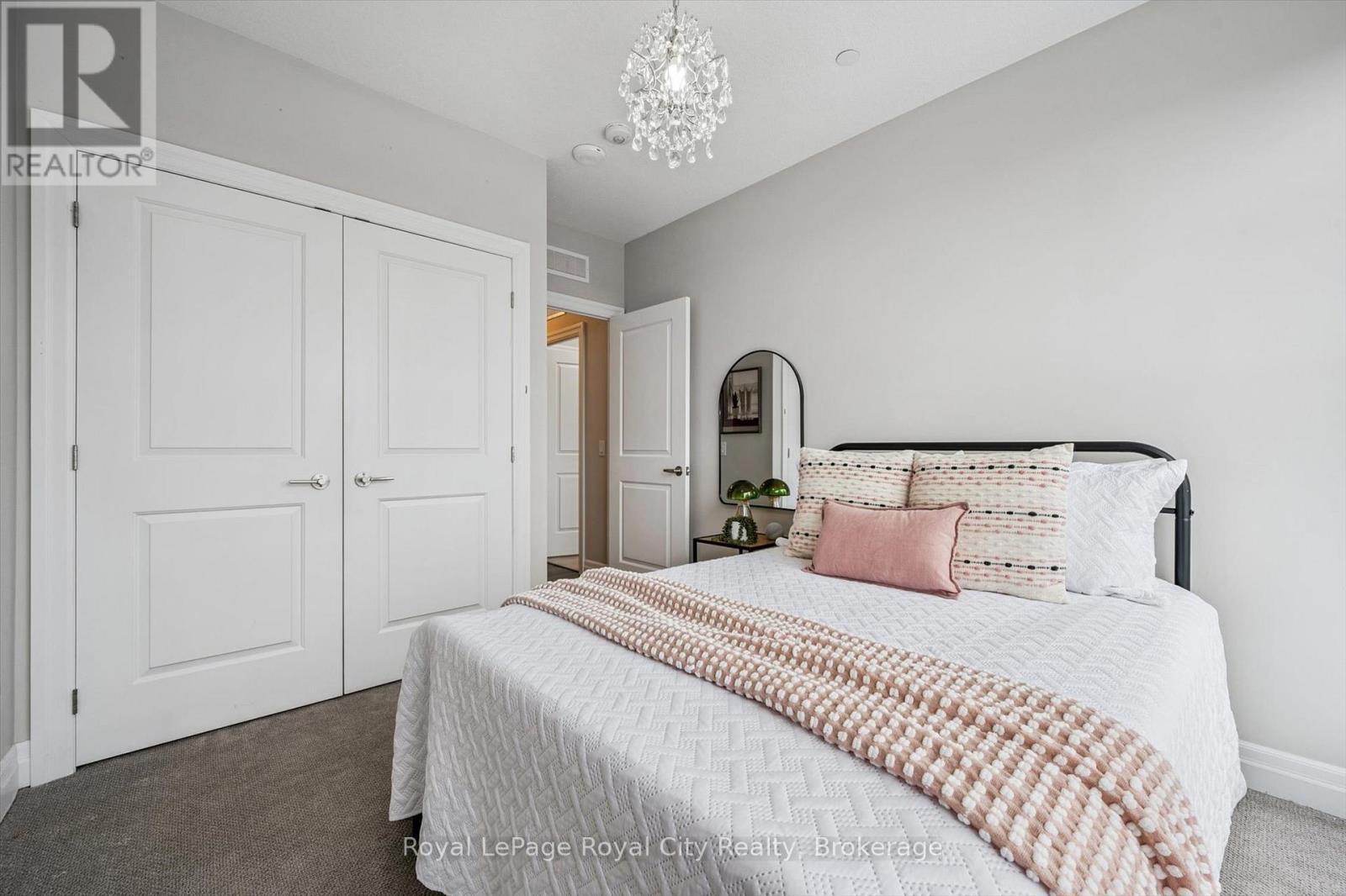 809 - 1880 Gordon Street, Guelph (Pineridge/Westminster Woods), ON - Indoor Photo Showing Bedroom