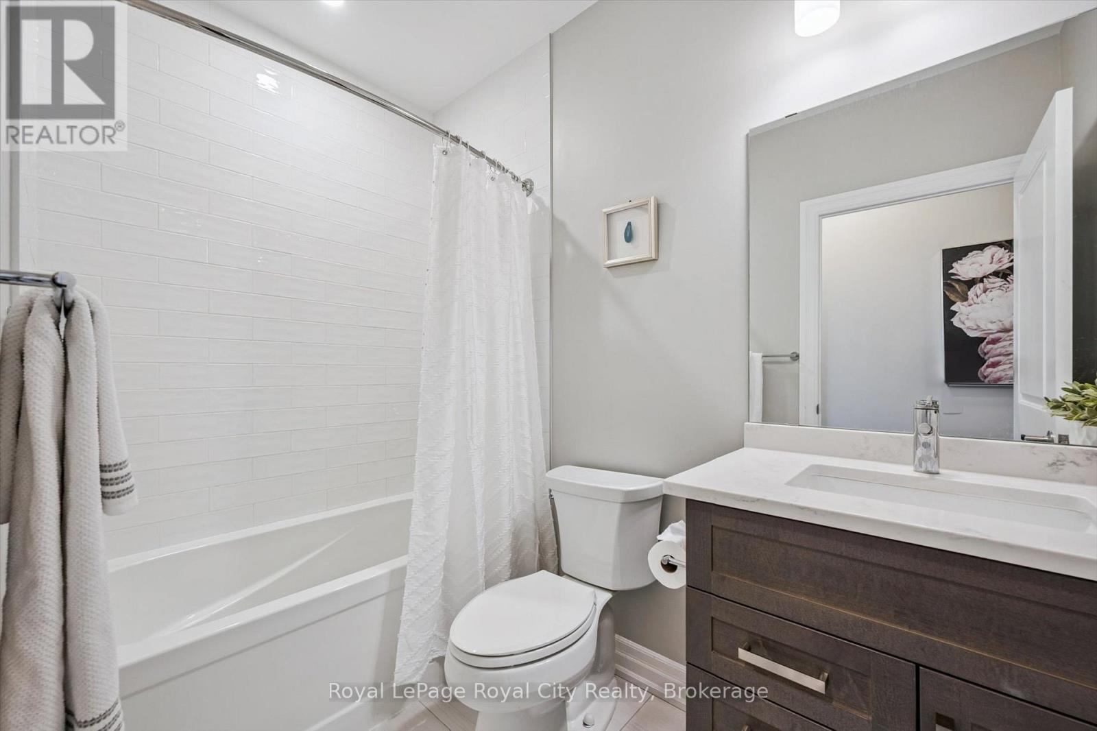809 - 1880 Gordon Street, Guelph (Pineridge/Westminster Woods), ON - Indoor Photo Showing Bathroom