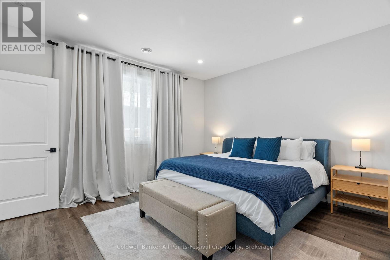 451 Woodridge Drive, Goderich (Goderich (Town)), ON - Indoor Photo Showing Bedroom