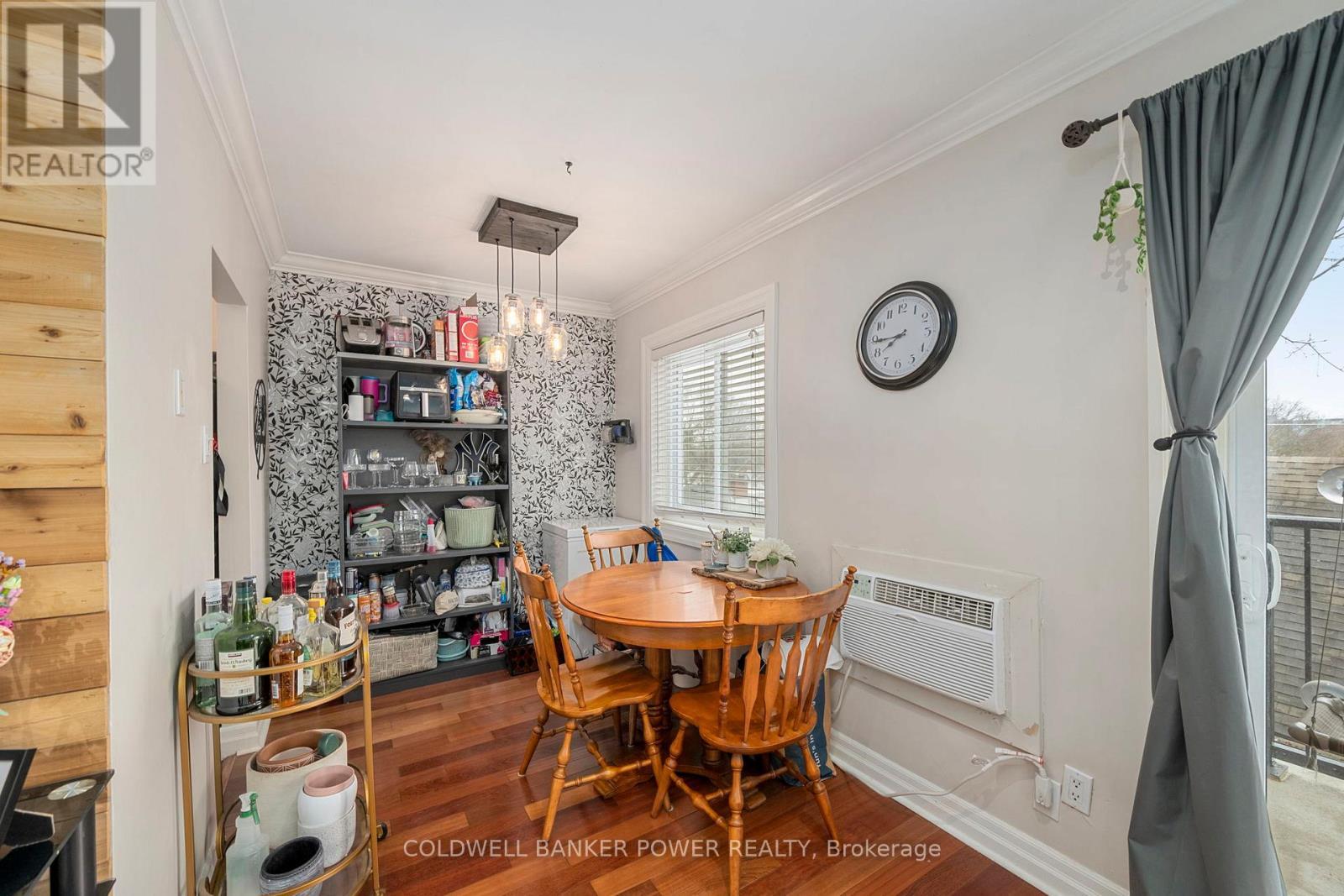 403 - 570 William Street, London East (East F), ON - Indoor Photo Showing Dining Room