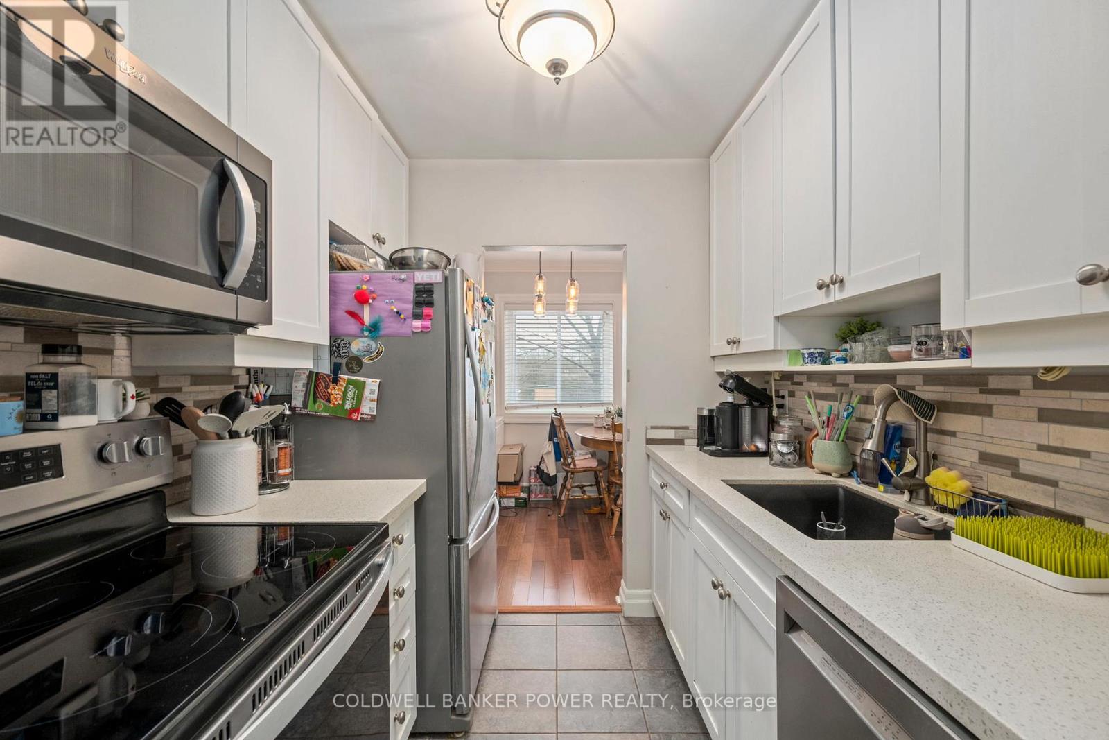 403 - 570 William Street, London East (East F), ON - Indoor Photo Showing Kitchen