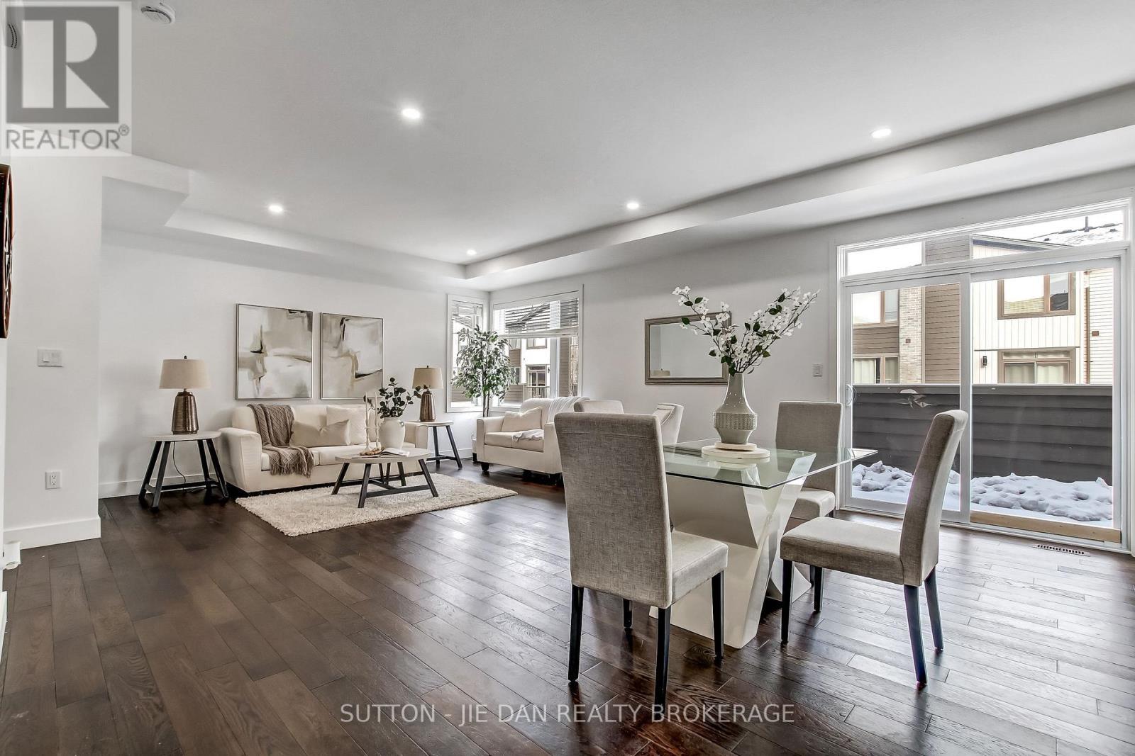 78 - 1960 Dalmagarry Road, London North (North E), ON - Indoor