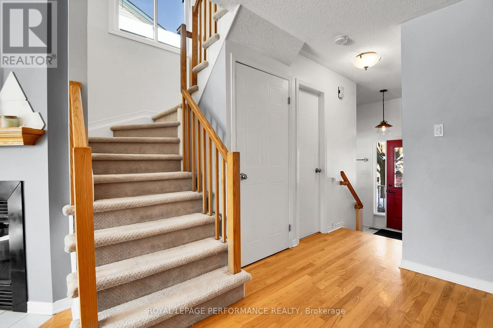 710 Hancock Crescent, Ottawa, ON - Indoor Photo Showing Other Room