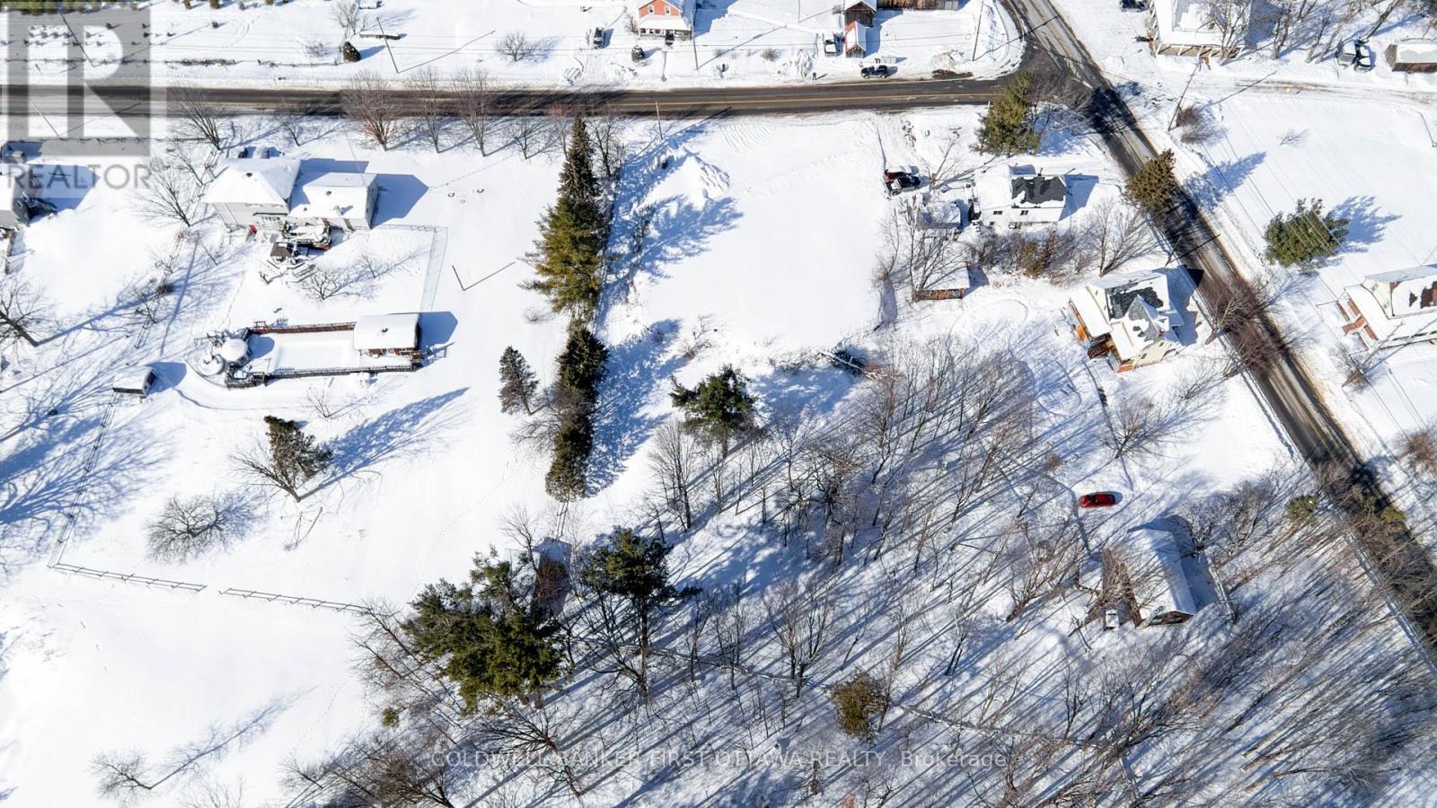 109 Bennett Lake Road, Tay Valley, ON