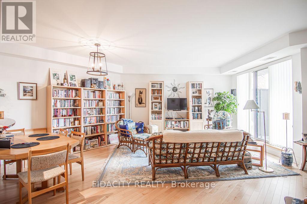 503 - 320 Mcleod Street, Ottawa, ON - Indoor