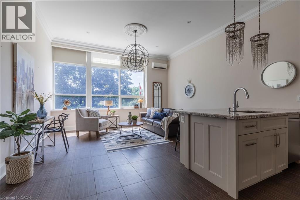 397 King Street W Unit# 207, Dundas, ON - Indoor