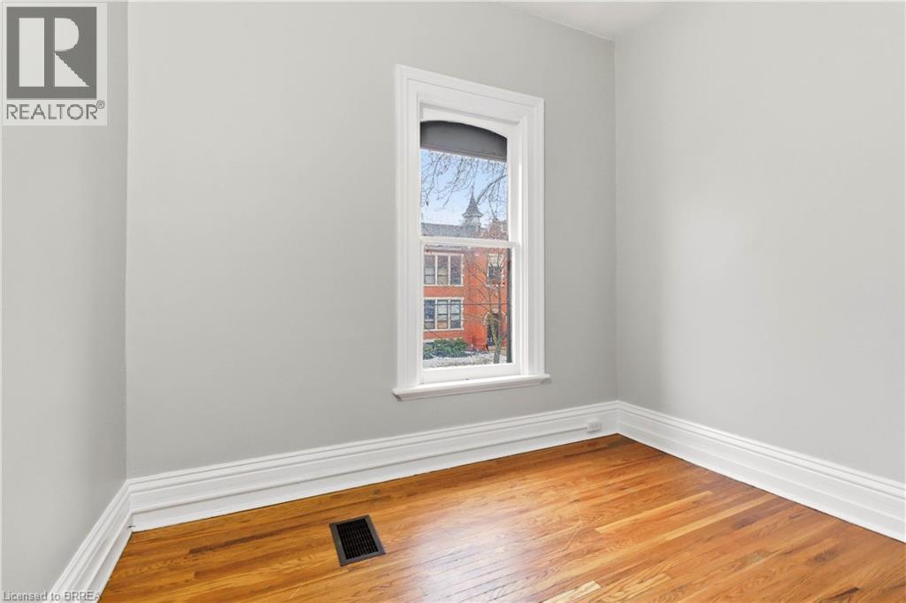 74 Pearl Street, Brantford, ON - Indoor Photo Showing Other Room