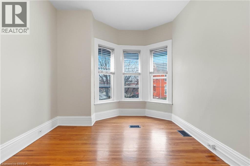 74 Pearl Street, Brantford, ON - Indoor Photo Showing Other Room