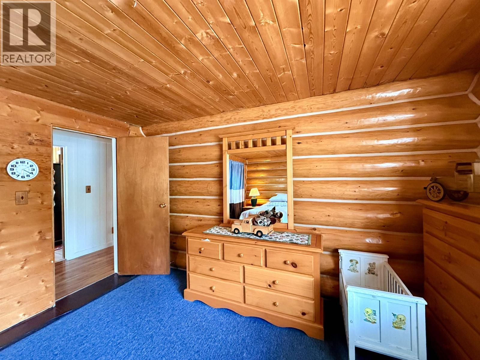 2875 Spout Lake Road, Lac La Hache, BC - Indoor