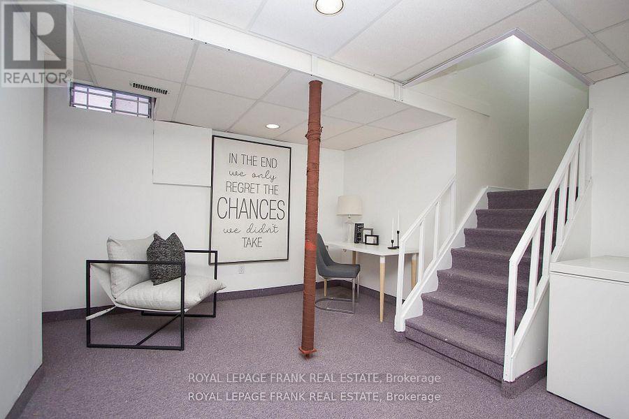 7 Winterberry Drive, Whitby (Rolling Acres), ON - Indoor Photo Showing Other Room