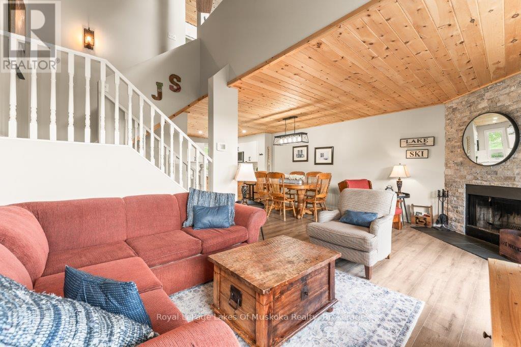 30 Turner Drive, Huntsville (Chaffey), ON