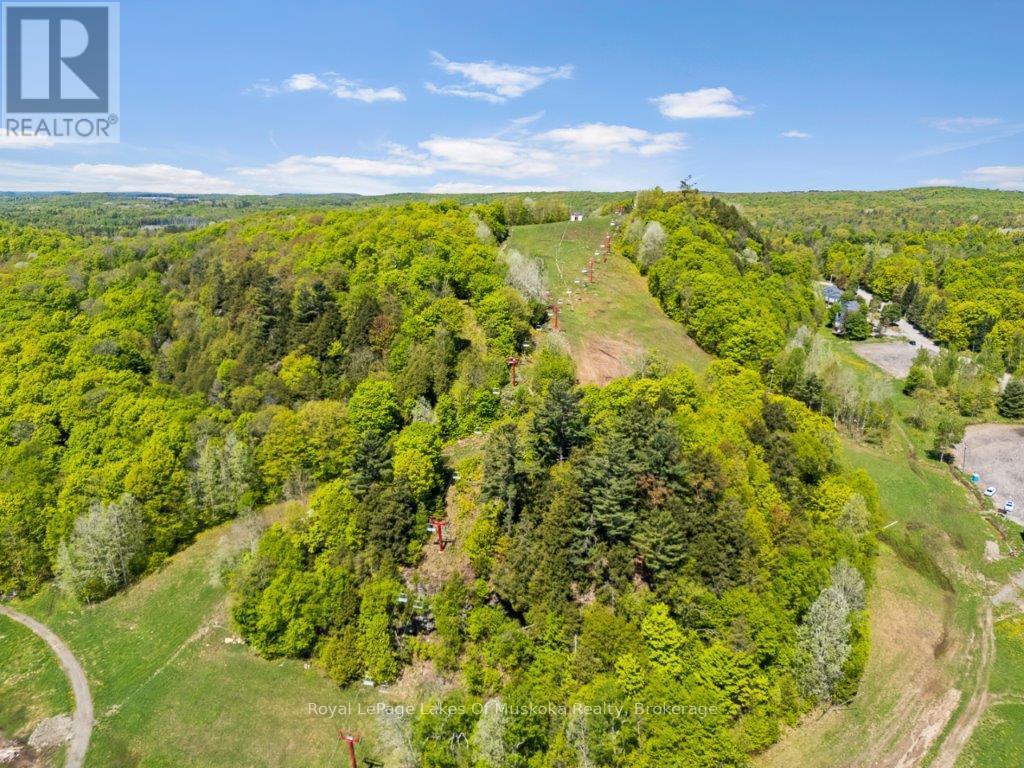 30 Turner Drive, Huntsville (Chaffey), ON