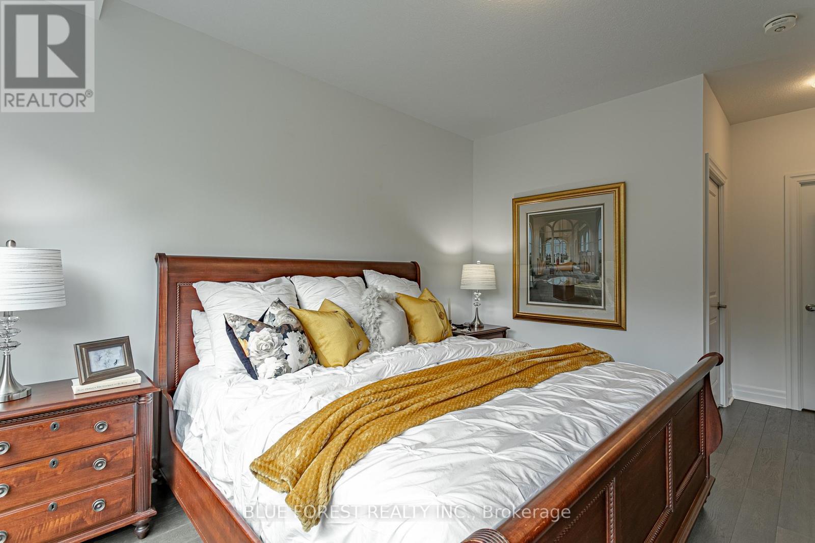 406 - 1200 Commissioners Road W, London South (South B), ON - Indoor Photo Showing Bedroom