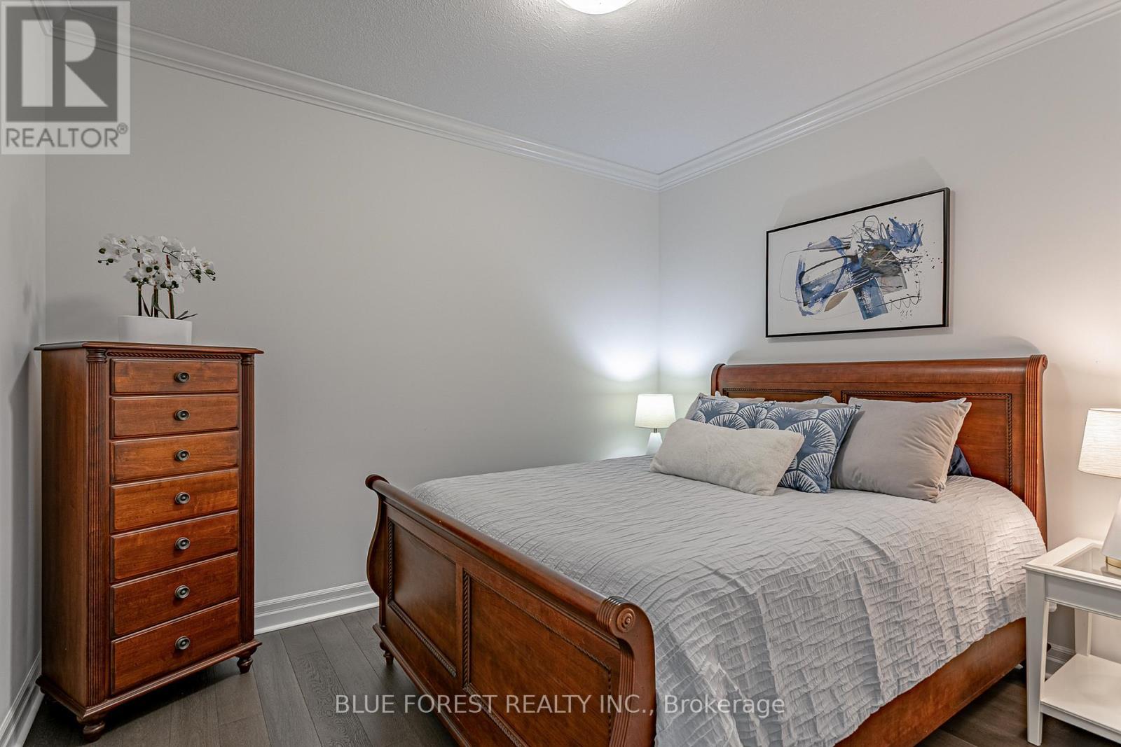 406 - 1200 Commissioners Road W, London South (South B), ON - Indoor Photo Showing Bedroom