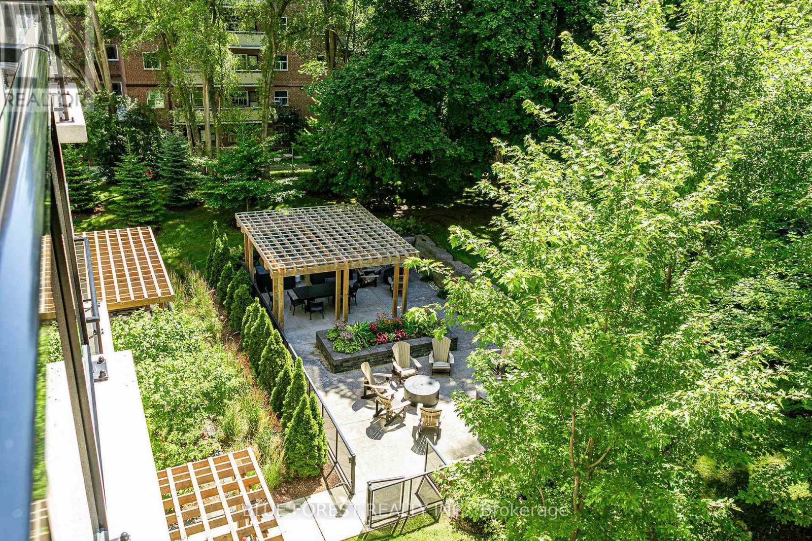 406 - 1200 Commissioners Road W, London South (South B), ON - Outdoor