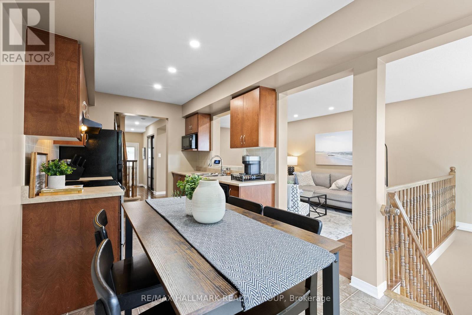 404 Wisteria Crescent, Ottawa, ON - Indoor