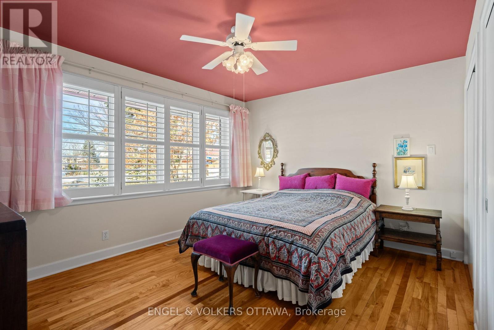 702 Dovercourt Avenue, Ottawa, ON - Indoor Photo Showing Bedroom